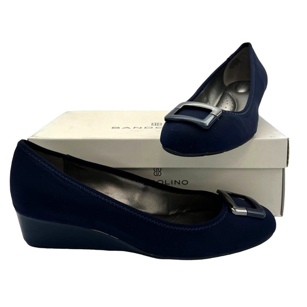 NIB Bandolino Womens Tad Closed Toe Wedge Pumps, Navy Fabric, Size 9.5M